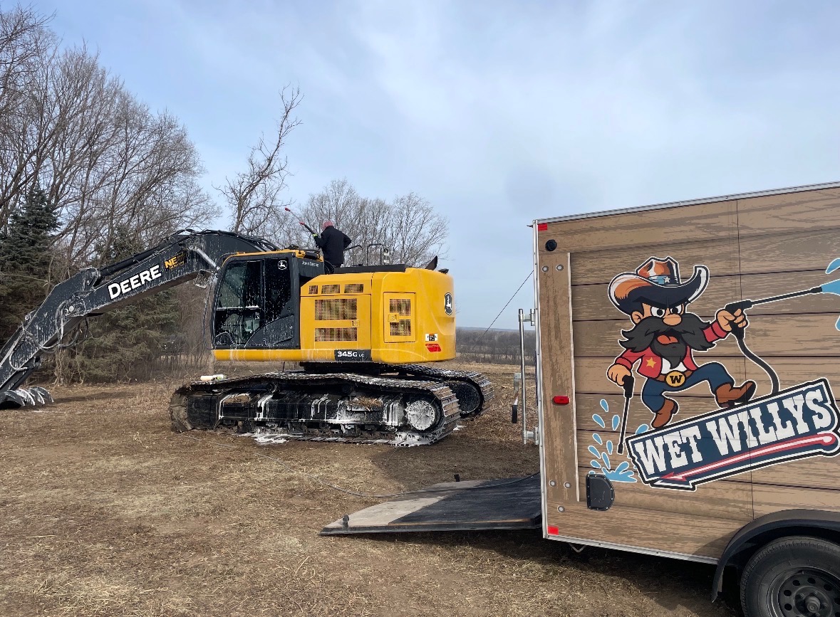 Heavy Equipment Washing