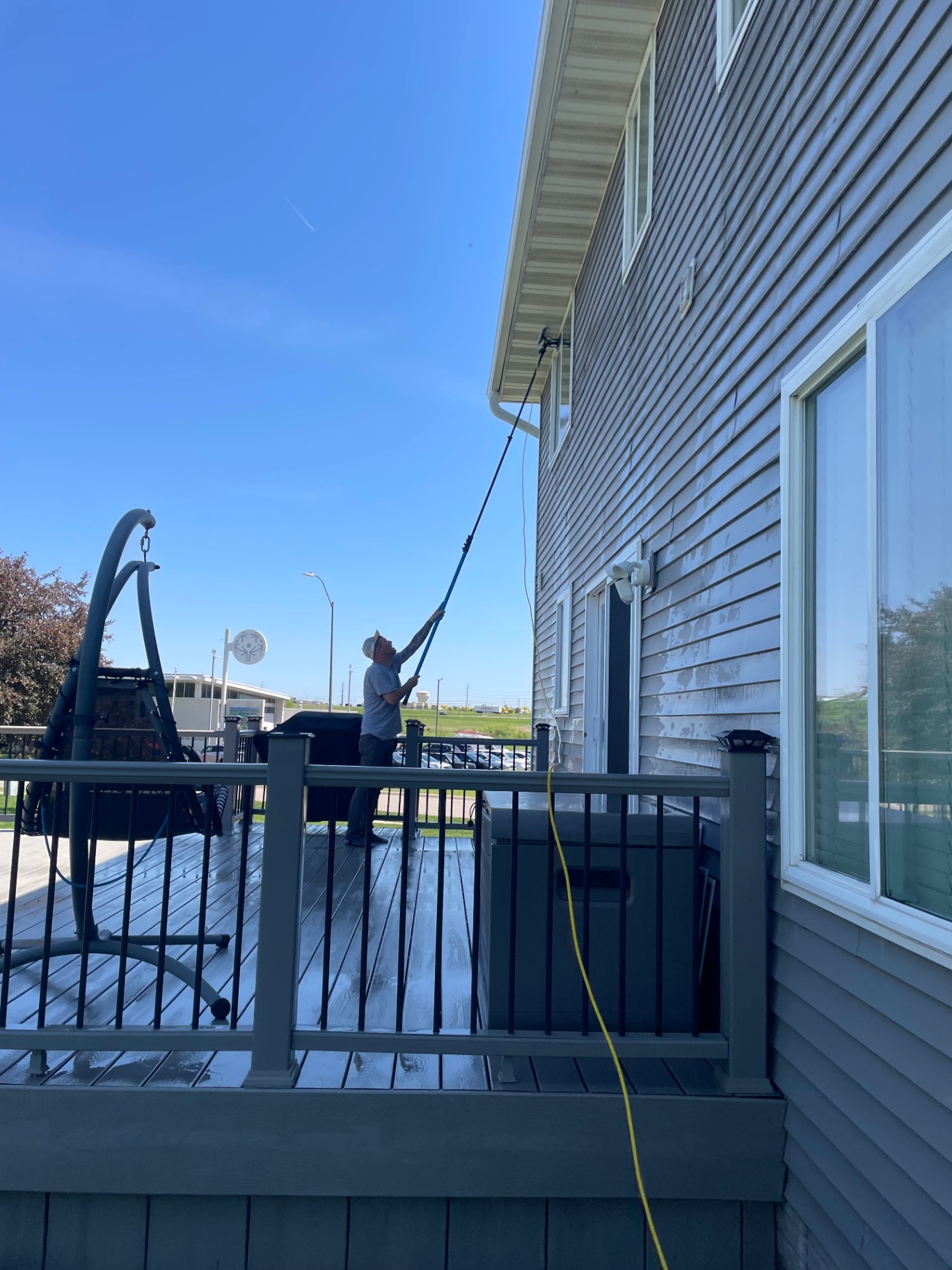 Gutter & Eaves Cleaning