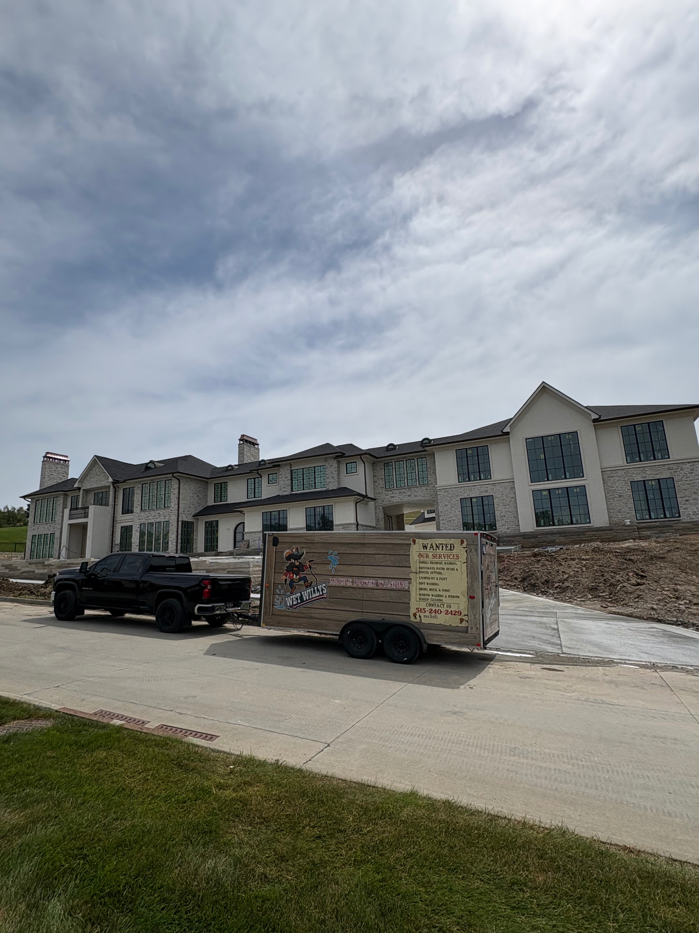 On-Site Mobile Washing — Truck & Trailer Rig