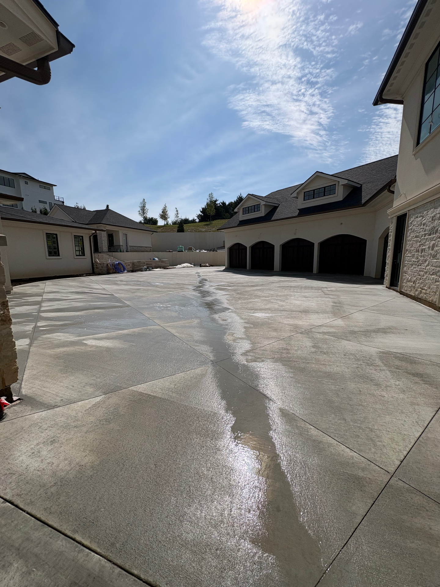 Large Concrete Driveway & Patio Washing